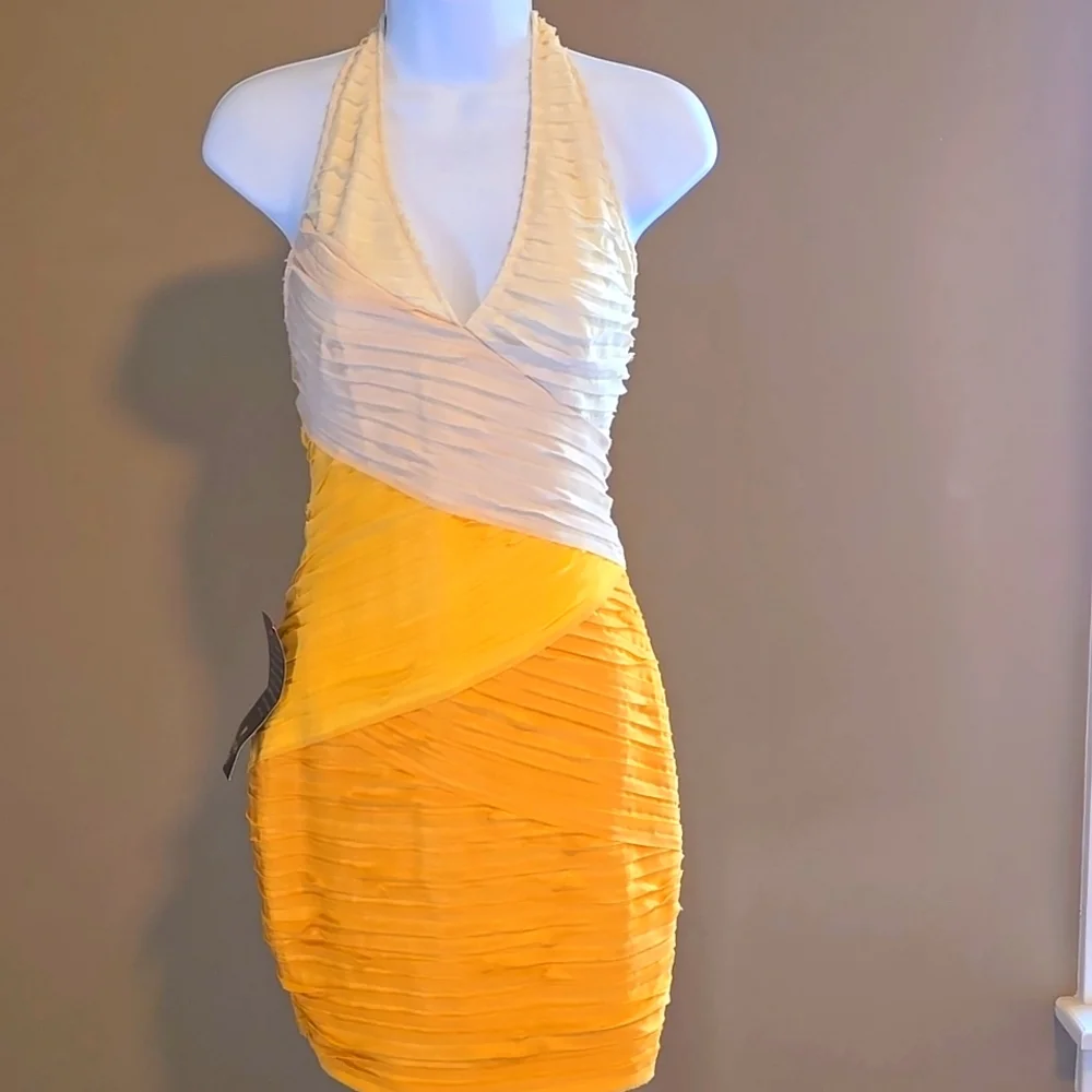 Bebe NWT halter-style body con dress XS - Picture 3 of 10